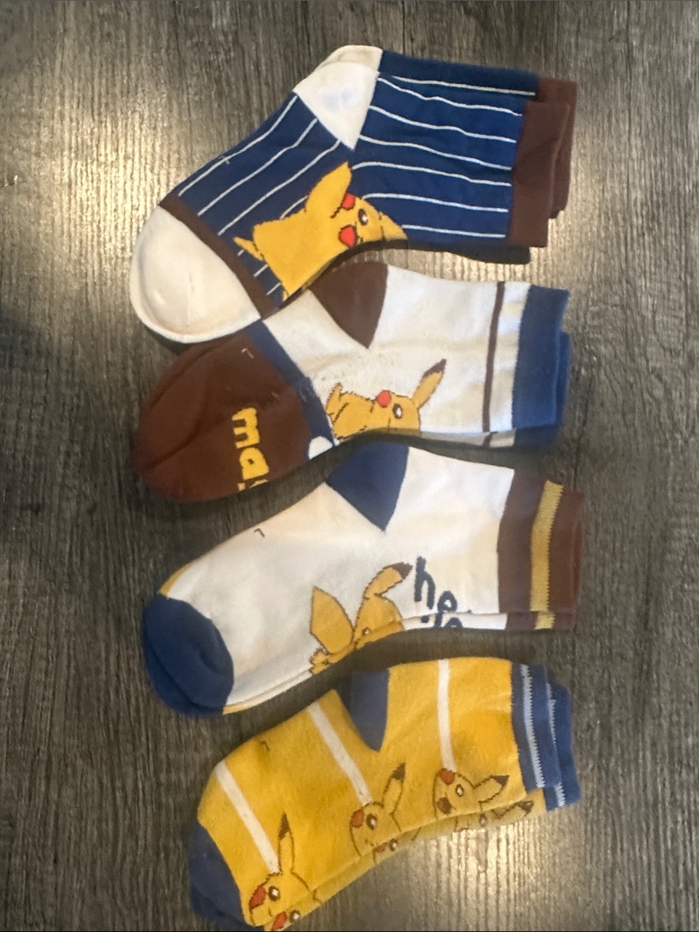 Pokemon Kids Pikachu Socks Set